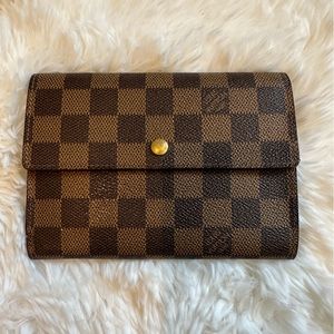 LV Wallet